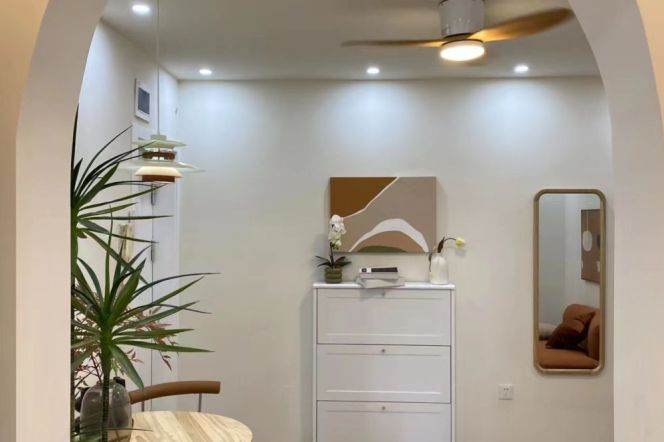 2br, Century Avenue , Malls, Big livingroom, dryer, Key, 11.8k