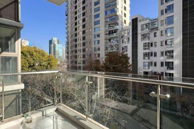 nice 3brs open balcony in most popular compound Xintiandi only 28K