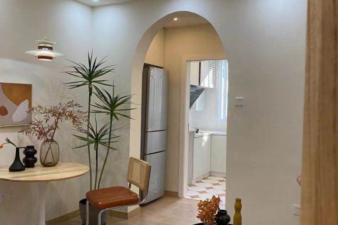 2br, Century Avenue , Malls, Big livingroom, dryer, Key, 11.8k