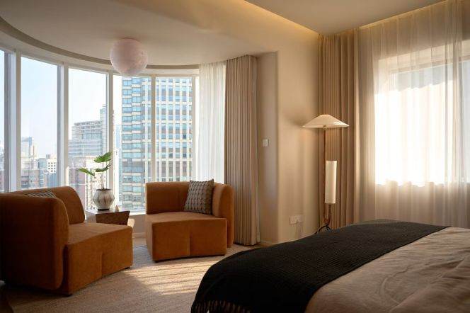 SUPER SIZE Penthouse 5br with Terrace and Balcony @West Nanjing Rd