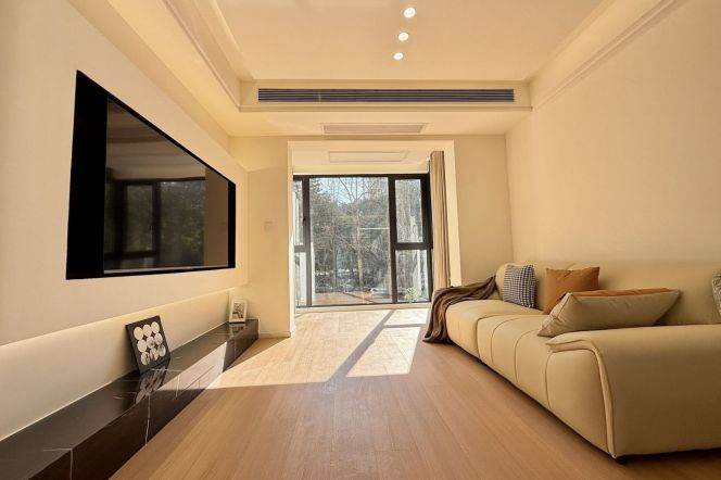 loushanguan rd floor heat /elevator 1BR @L2/15