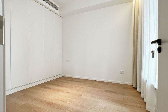 Yaohong Rd/Songyuan Rd metro/3br2bt/floor heat/central AC/oven/dishwasher/bathtub