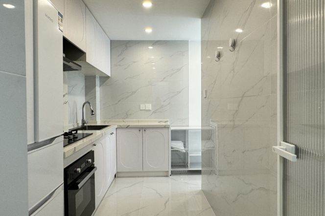 Fresh 2BR Apt + Balcony | French windows | Zhongshan Park Mt L2/3/4 | 14K+