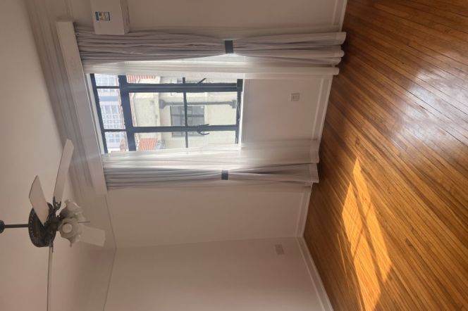 Spacious historic building 2Br Good Layout&Natural light 