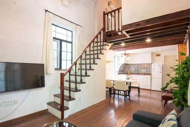 High ceiling 1Br/1Lr/1Bt apt nr South shanxi rd,M1/10/12