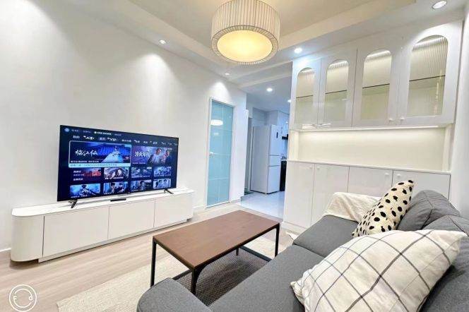 Cozy Spacious 2Br/1Lr/1Bt@L10 Shuicheng Rd Metro Station 