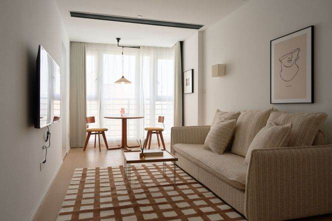 Elevator 1BR-Weekly cleaning service provided-2-minute ride to Line 9-Dapuqiao