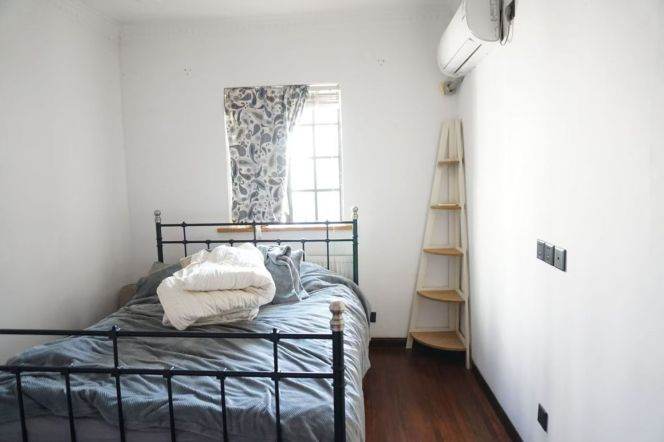 typical shanghai lane house- historic building- nice location- line 10 shanghai library