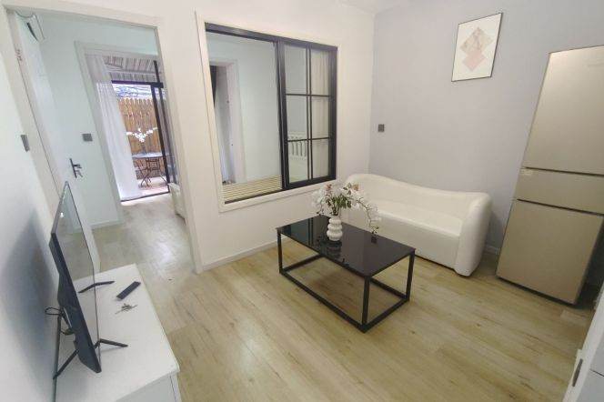 Cozy 1br 1lr yard Nr L2/3/4 zhongshan park sta