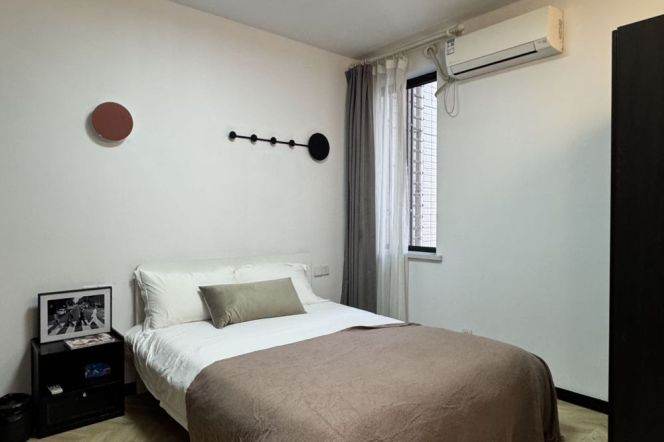 Moder&Spacious 2Br | Jiangsu rd metro L2/11 ,Newly 2br ,Elevator+Heating