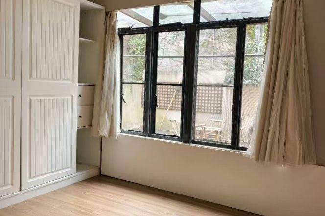 Private garden Nice old house office 21k