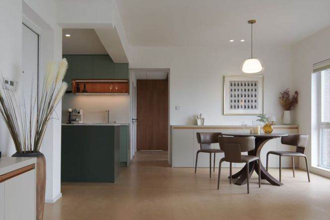 Green View Home by Huashan Park. Hydronic floor Heating /Separate Chinese /Western Kitchens 
