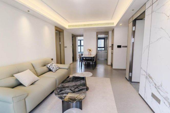 New compound 3 br with floor heating near NYU shanghai .L 8 LingZhaoXinCun st.