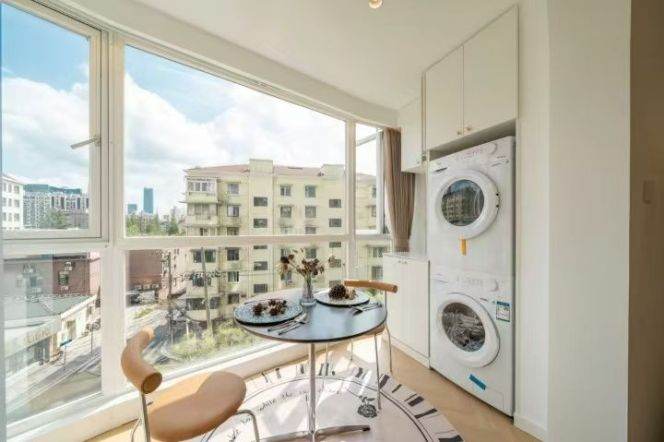 10K for a Scenic View Home on Yuyuan Road.Wall Heating / Keyless Entry