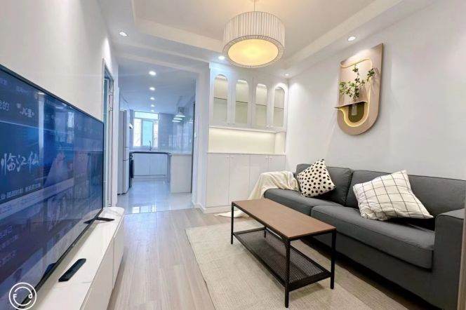 Cozy Spacious 2Br/1Lr/1Bt@L10 Shuicheng Rd Metro Station 