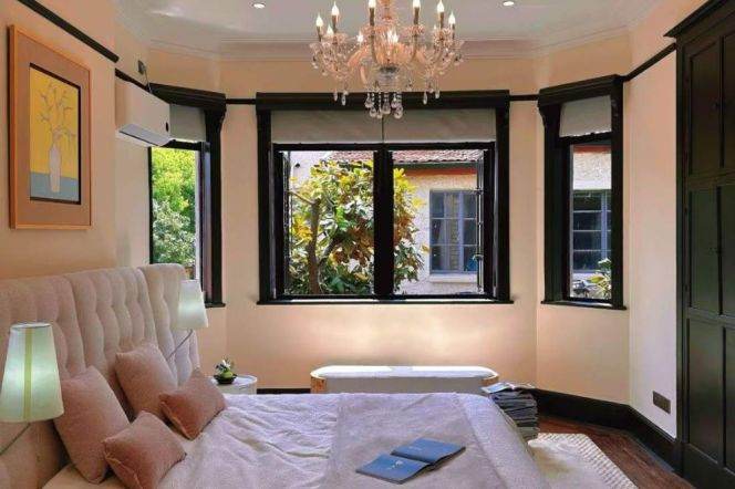 Garden villa 2-3F quality design 330sqm with large private terrace nr iapm