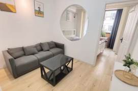 Separate 1br 1lr Nr L3/4 W Yan'an road sta