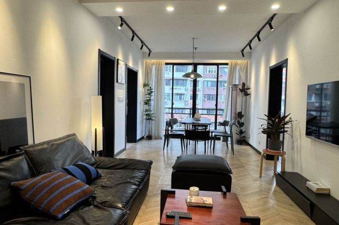 Moder&Spacious 2Br | Jiangsu rd metro L2/11 ,Newly 2br ,Elevator+Heating