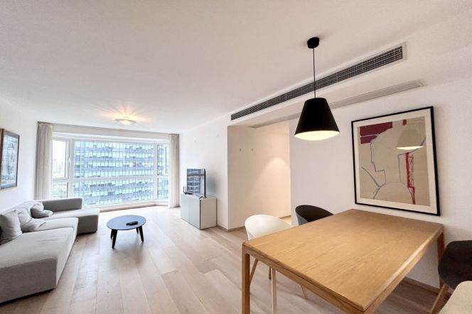 Modren 3brs with floor heating  in central downtown