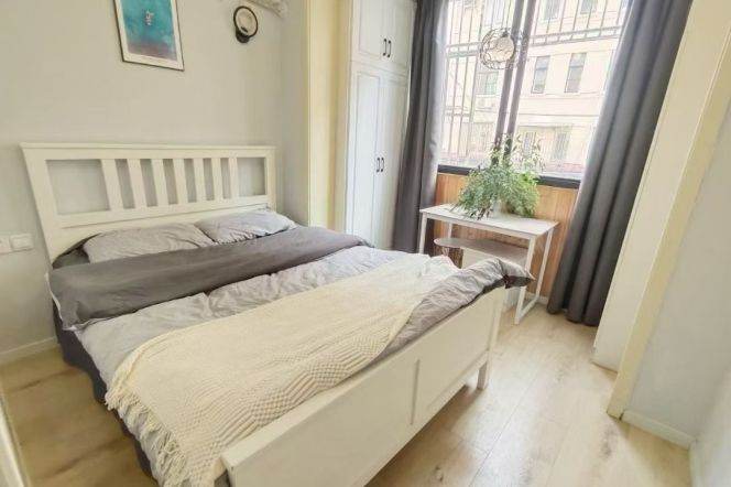 Separate 1br 1lr Nr L3/4 W Yan'an road sta