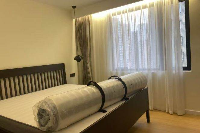  2BR with floor Heating in Xinhe Tower.Dual Metro Access /Whole-House Smart System / Open Kitchen 