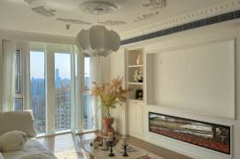 Spacious and bright 3Br/2bt@Madang rd nr xintiandi 160sqm with ceiling to floor windows