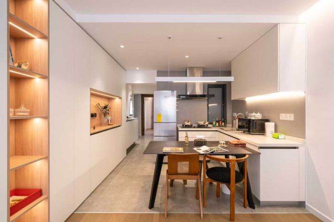 Middle Longhua rd/modern 1br 2lr@L12/7,cozy&qiuet/Nice location