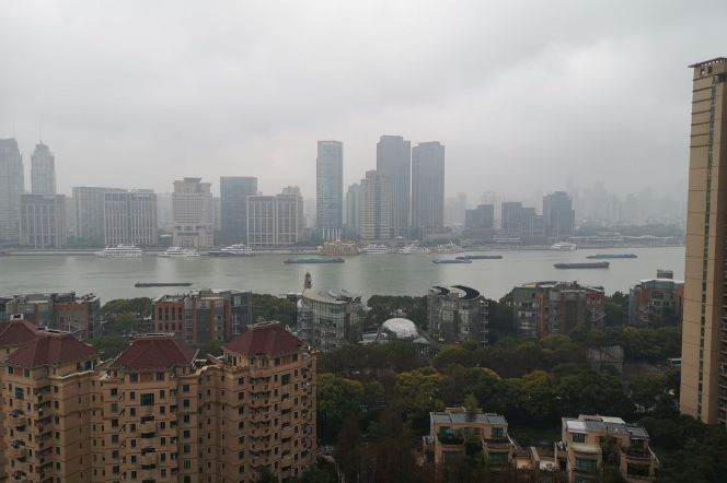 modern 3brs floor heating nice balcony near Huang pu river line 2,9,14 IFC