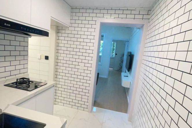 jiangsu rd station one bedroom