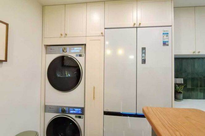 2 brs near L1/L7 changshu rd station+elevator