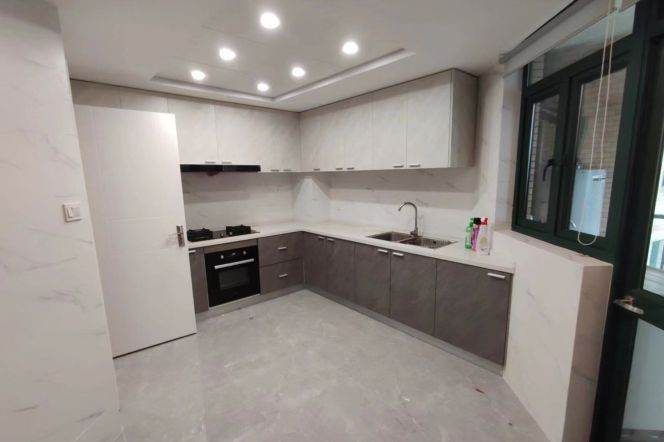 modern 3brs floor heating perfect river view beside Huang pu river IFC 