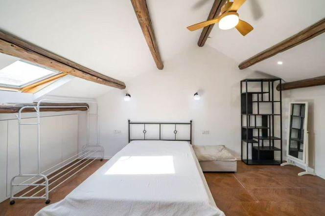 Elegant n cozy 1BR duplex apt near West Nanjing rd 