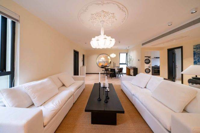 jiashan rd/zhaojiabang rd 3br2bath180sqm