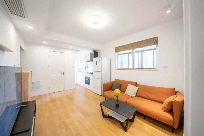 (w)nanjing rd elevator 1BR/living room@L2/12/13