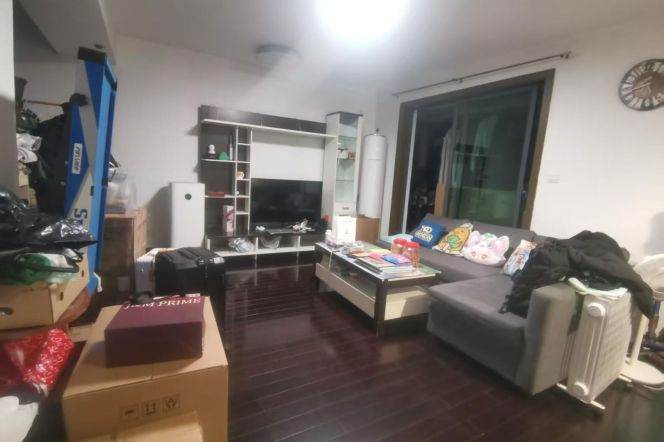 Nice compound 2Brs/2Lrs/2Bts apt nr Wuning rd,M13/14