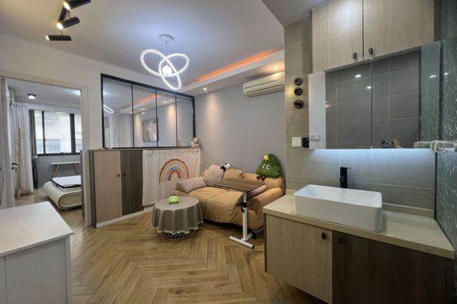 1 br L10/L11 Jiatong nui station+SJTU