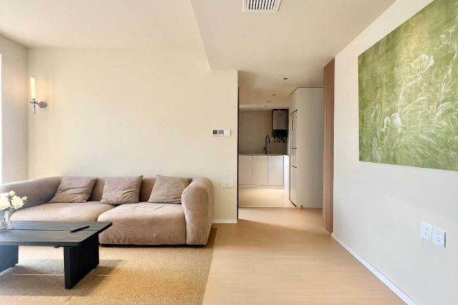 Stunning 1Br,Nr Wu Ding Rd station,Jing'an temple
