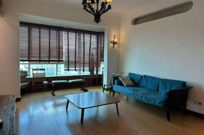 great value- 2 beds- elevator- near suzhou river- high floor- line 7/13 changshou 