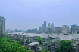 nice 3 brs open balcony floor heating river view in central Lujiazui Huang pu river