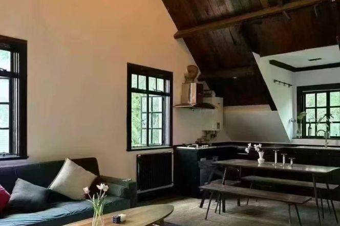 Beautiful green view 2brs with terrace near Hengshan Road