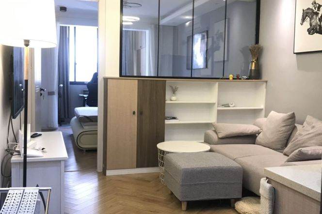 1 br L10/L11 Jiatong nui station+SJTU