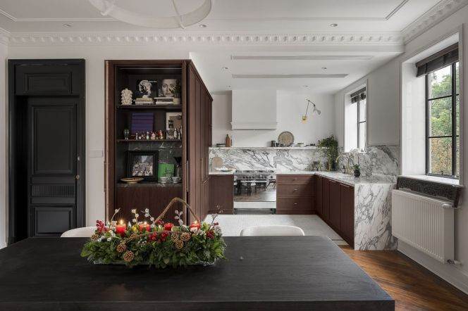 xingguo rd/wukang rd 3br180sqm