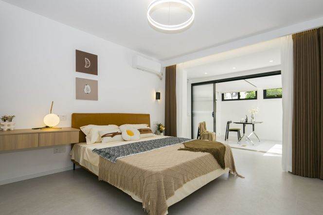 Pudong/Modern 2br 2lr+nice yard/cozy&clean/big living room,Tangqiao@L4