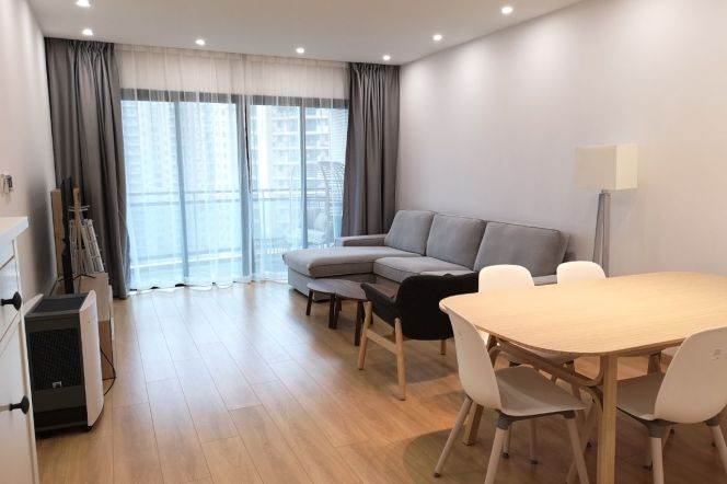 modern 3brs floor heating nice balcony near Huang pu river line 2,9,14 IFC
