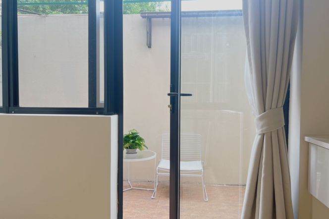 South Shanxi Rd Station 1Br with Yard Line1/10/12