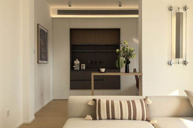 3Bdrs 2Baths /Spacious&Bright /Line10/12 Tiantong Rd/Elevator/Open Balcony/Parking