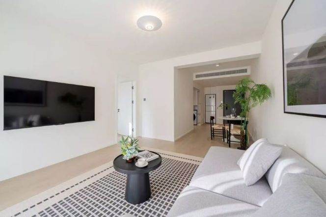 1Bdr 1Bath Apt/Modern&Spacious/L15 Hongbaoshi Rd/Yili Rd/open balconies/elevator