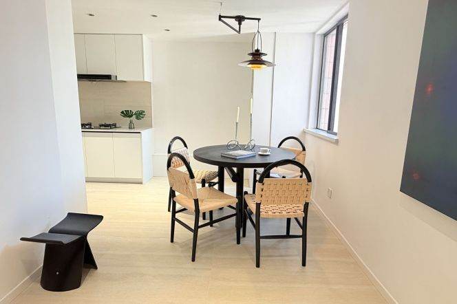 Fresh spacious 3brs Nr madang road M9/13