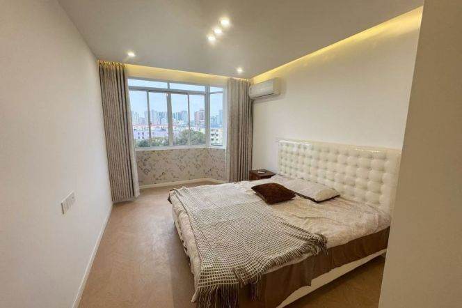 Pudong area/elevator 2br 1lr/88 sqm/big living room,Linyi Xincun@L6