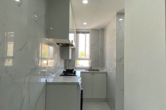 Bright & Cozy 1Br | Next to L2/11 Jiangsu Rd | Great sunshine 6.6K
